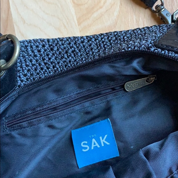 The Sak bag 🖤 - Picture 3 of 5